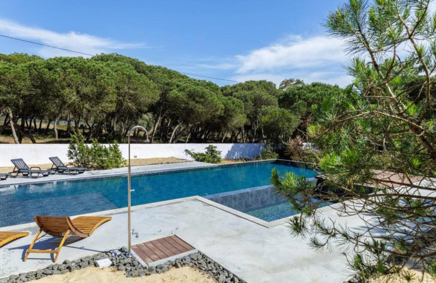 Forest Village T2 Holiday home *